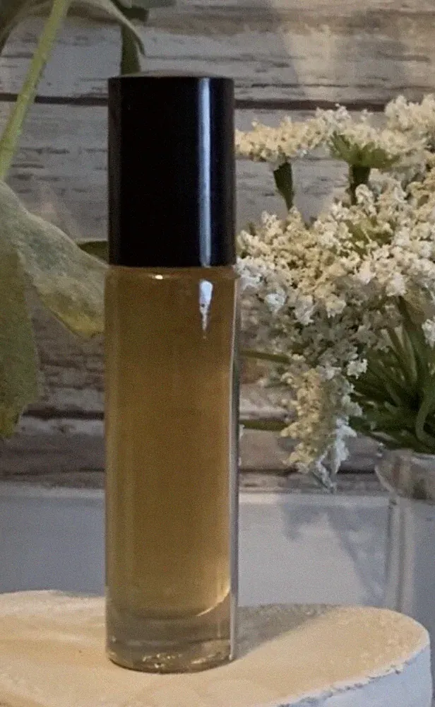 Valentino Born In Roma 1/3 Fl Oz Pure Fragrance Oil Roll - On Women (Type )
