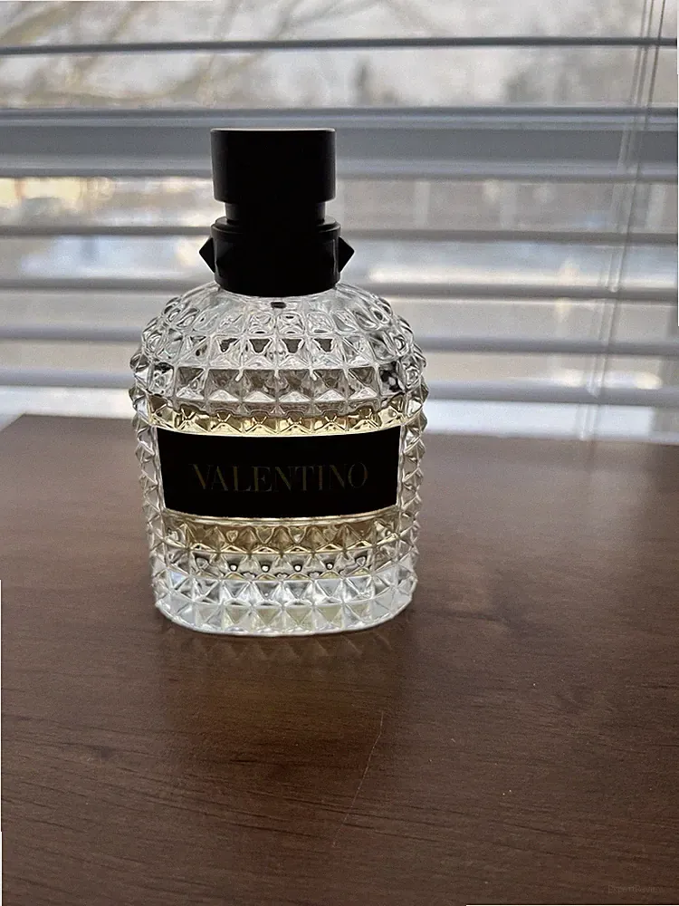 Valentino Eau de Toilette Perfume Bottle Fragrance 3.4 fl oz Regular Size
